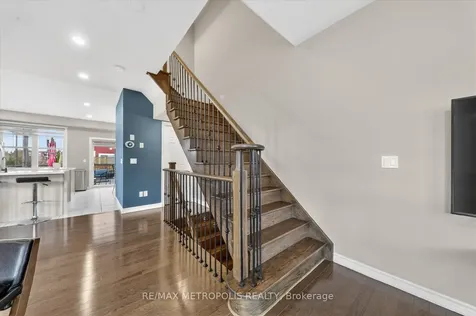 1 Boadway Crescent Whitchurch-stouffville ON L4A 1X9