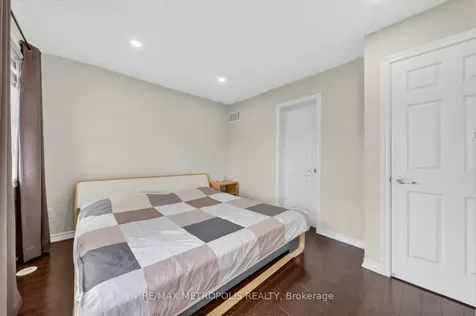 1 Boadway Crescent Whitchurch-stouffville ON L4A 1X9