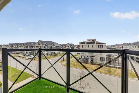 1 Boadway Crescent Whitchurch-stouffville ON L4A 1X9