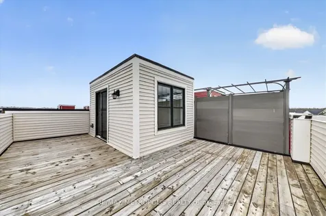 1 Boadway Crescent Whitchurch-stouffville ON L4A 1X9