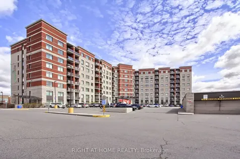 39 New Delhi Drive E Markham ON L3S 0E1