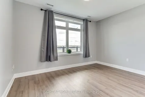 39 New Delhi Drive E Markham ON L3S 0E1