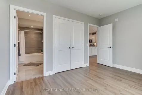 39 New Delhi Drive E Markham ON L3S 0E1