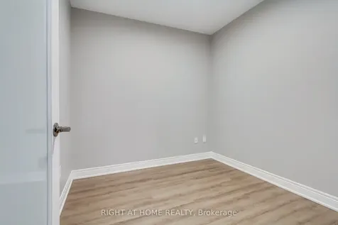 39 New Delhi Drive E Markham ON L3S 0E1