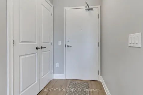39 New Delhi Drive E Markham ON L3S 0E1