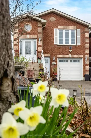 12 Aishford Road Bradford West Gwillimbury ON L3Z 3E3