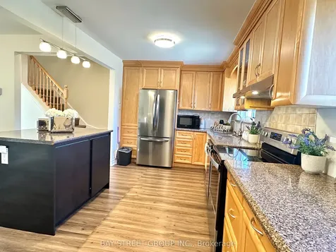 141 Clark Avenue Markham ON L3T 4P4