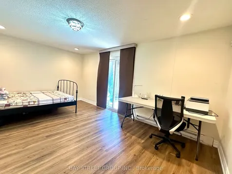 141 Clark Avenue Markham ON L3T 4P4