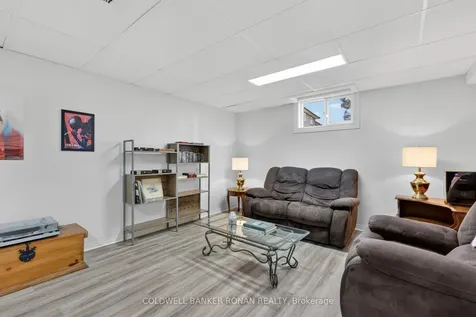 7 Robins Lane New Tecumseth ON L9R 1C5