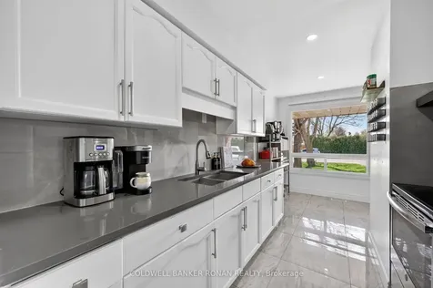 7 Robins Lane New Tecumseth ON L9R 1C5