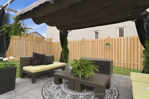 27 Don Hadden Crescent Brock ON L0C 1H0