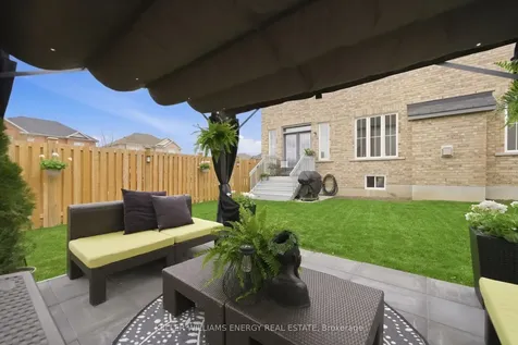 27 Don Hadden Crescent Brock ON L0C 1H0