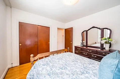 394 Osiris Drive Richmond Hill ON L4C 2P9