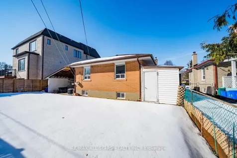 394 Osiris Drive Richmond Hill ON L4C 2P9