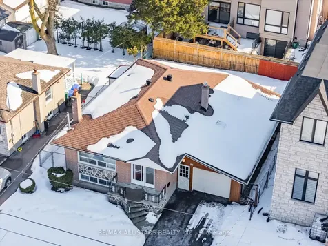 394 Osiris Drive Richmond Hill ON L4C 2P9