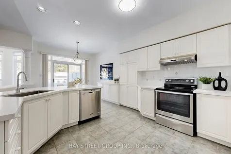 103 Colesbrook Road Richmond Hill ON L4S 2G3