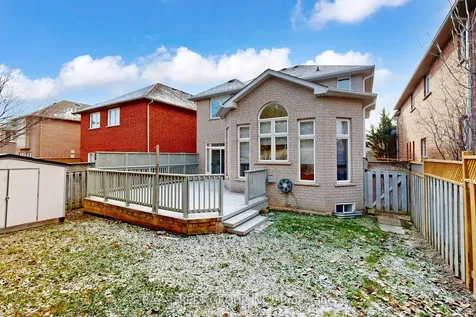 103 Colesbrook Road Richmond Hill ON L4S 2G3