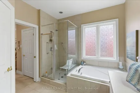 55 Bobby Locke Lane Whitchurch-stouffville ON L4A 1R4