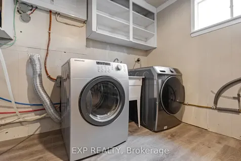 810 Srigley Street Newmarket ON L3Y 1X7