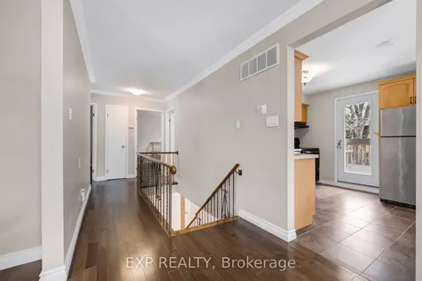 810 Srigley Street Newmarket ON L3Y 1X7