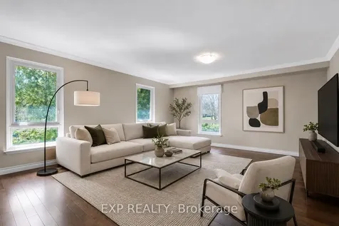 810 Srigley Street Newmarket ON L3Y 1X7