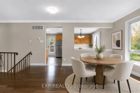 810 Srigley Street Newmarket ON L3Y 1X7