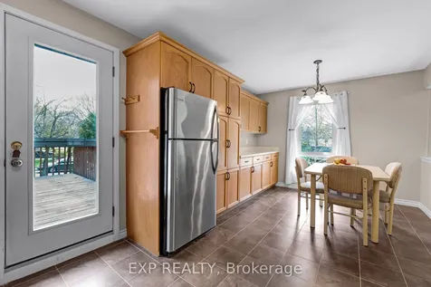 810 Srigley Street Newmarket ON L3Y 1X7