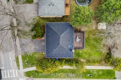 810 Srigley Street Newmarket ON L3Y 1X7