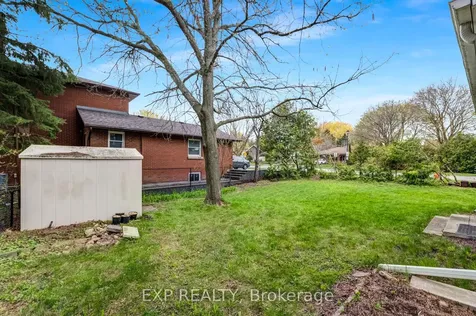810 Srigley Street Newmarket ON L3Y 1X7
