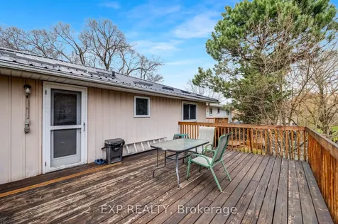810 Srigley Street Newmarket ON L3Y 1X7