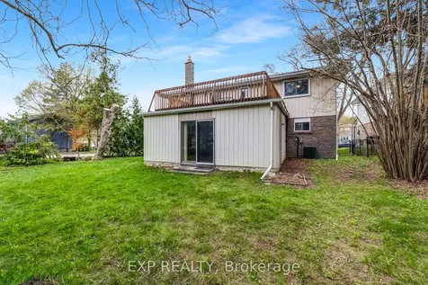 810 Srigley Street Newmarket ON L3Y 1X7