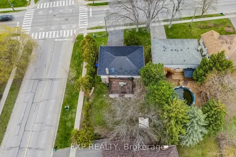 810 Srigley Street Newmarket ON L3Y 1X7