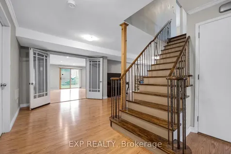 810 Srigley Street Newmarket ON L3Y 1X7