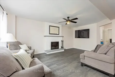 6 Hadera Place Georgina ON L4P 3N6