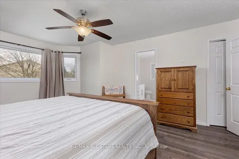 6 Hadera Place Georgina ON L4P 3N6