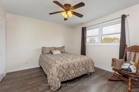 6 Hadera Place Georgina ON L4P 3N6