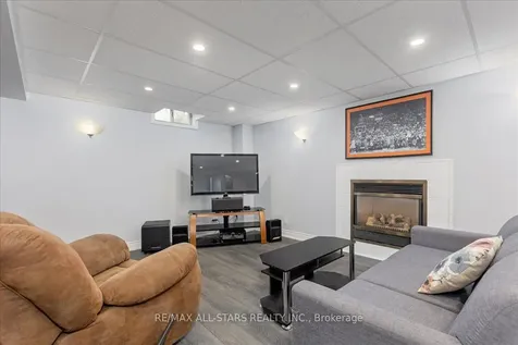 6 Hadera Place Georgina ON L4P 3N6