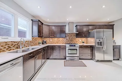 16 Muster Court Markham ON L3R 9G4