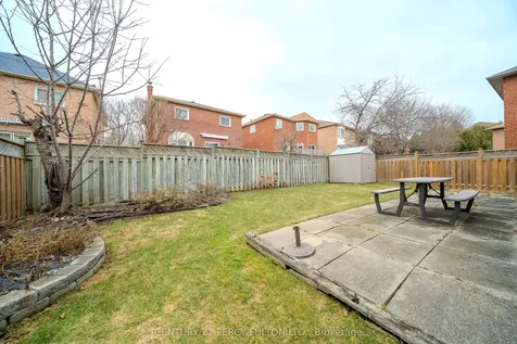 16 Muster Court Markham ON L3R 9G4