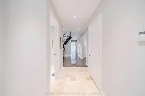 16 Muster Court Markham ON L3R 9G4