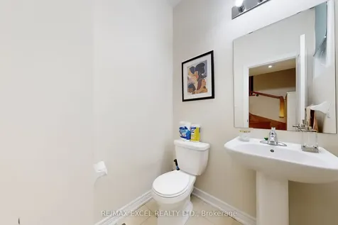 9 Sunnyside Hill Road Markham ON L6B 0X4