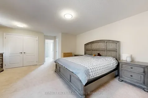 9 Sunnyside Hill Road Markham ON L6B 0X4