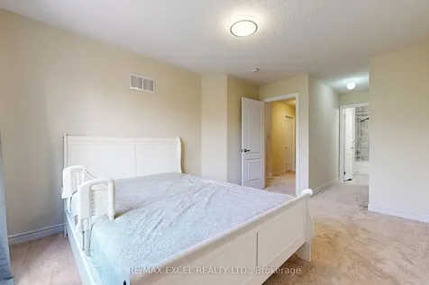 9 Sunnyside Hill Road Markham ON L6B 0X4