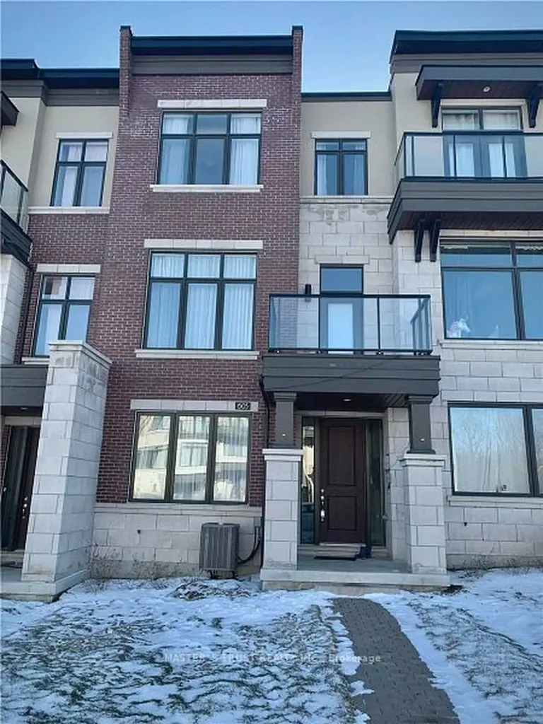 605 Marc Santi Boulevard Vaughan ON L6A 4Z8