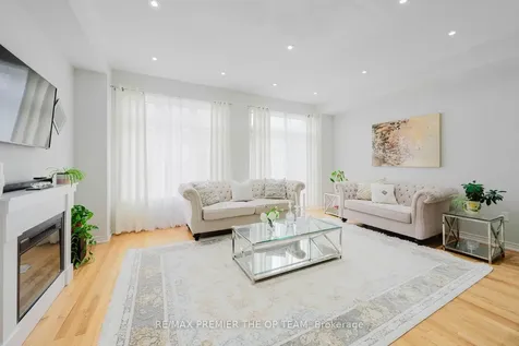 49 Walter Procter Road East Gwillimbury ON L9N 0P1