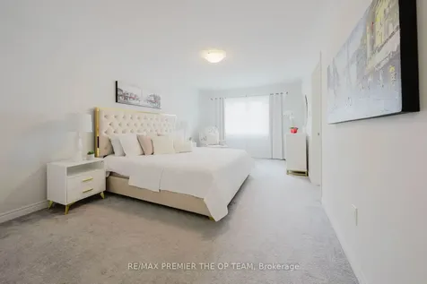 49 Walter Procter Road East Gwillimbury ON L9N 0P1