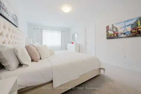 49 Walter Procter Road East Gwillimbury ON L9N 0P1