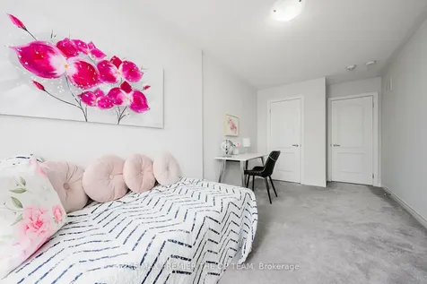 49 Walter Procter Road East Gwillimbury ON L9N 0P1