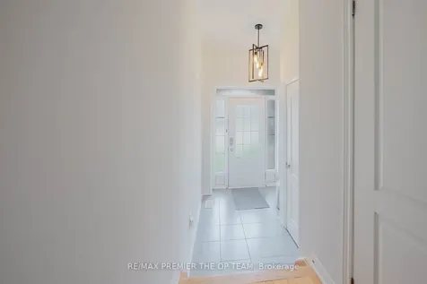 49 Walter Procter Road East Gwillimbury ON L9N 0P1