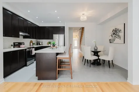 49 Walter Procter Road East Gwillimbury ON L9N 0P1